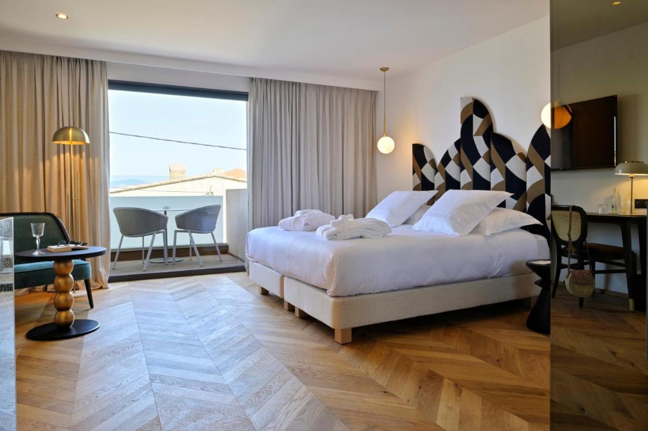Hôtel Rocabella LʼÎle-Rousse Esterno foto